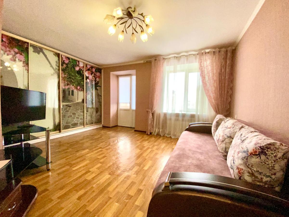 Apartpoltava Центр Полтави, Простора Та Зручна Квартира Біля Пует, 2-Окремі Кімнати, Звітна Документація Для Відрядження المظهر الخارجي الصورة