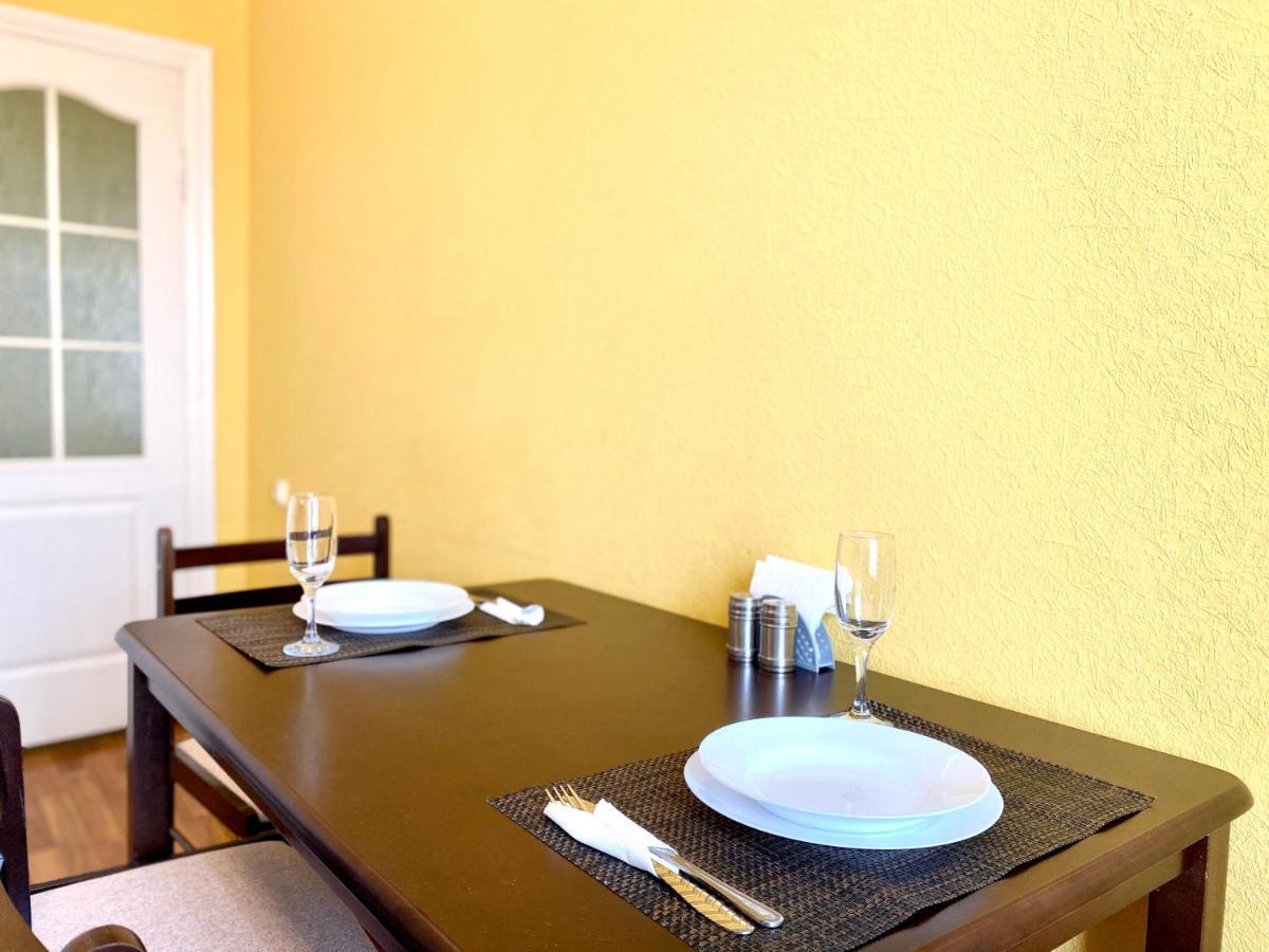 Apartpoltava Центр Полтави, Простора Та Зручна Квартира Біля Пует, 2-Окремі Кімнати, Звітна Документація Для Відрядження المظهر الخارجي الصورة